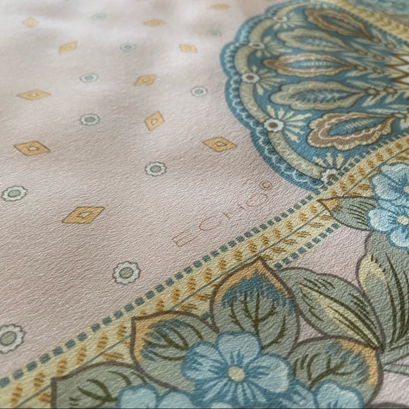 Echo, Vintage Princess Powderpuff Floral Silk Scarf - Picture 3 of 4